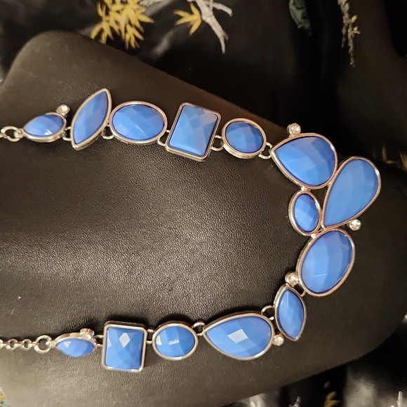 Paparazzi Silver & Blue Statement Necklace - Picture 1 of 3